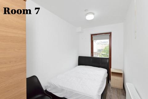 undefined, 04P East Crosscauseway, Edinburgh, EH8 9HD