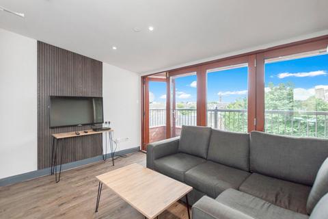 undefined, 04P East Crosscauseway, Edinburgh, EH8 9HD
