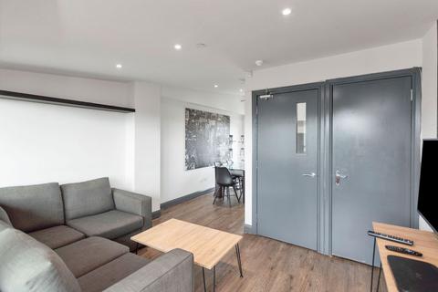 undefined, 04P East Crosscauseway, Edinburgh, EH8 9HD