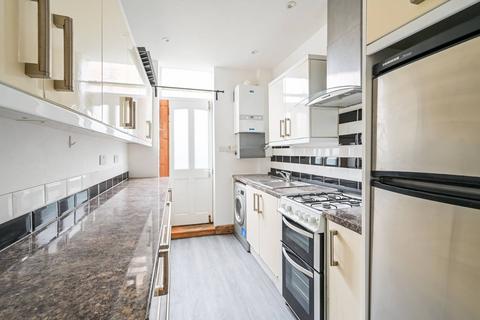 2 bedroom flat to rent, Grove Road, E3, Mile End, London, E3