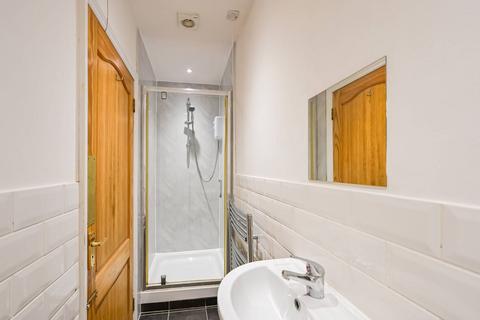 2 bedroom flat to rent, Grove Road, E3, Mile End, London, E3