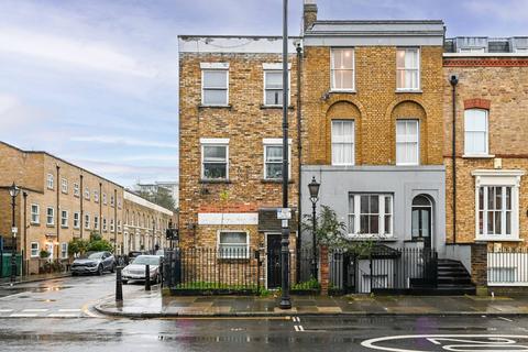 2 bedroom flat to rent, Grove Road, E3, Mile End, London, E3