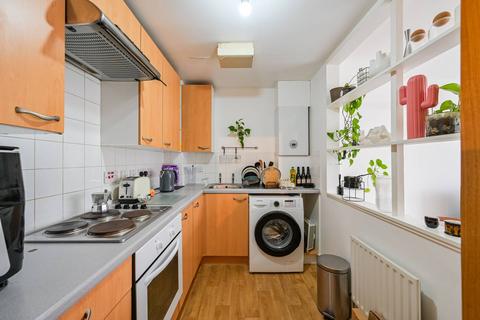 undefined, Watts Grove, Bow, London, E3
