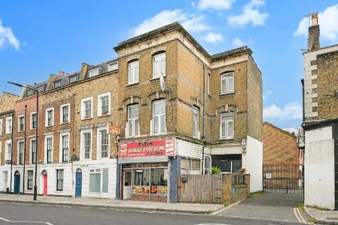 3 bedroom house for sale, ., London N16