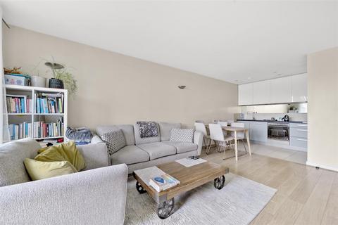 1 bedroom flat for sale, New River Avenue, London N8