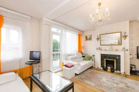 Patmore Estate, Nine Elms, Nine Elms, London, SW8