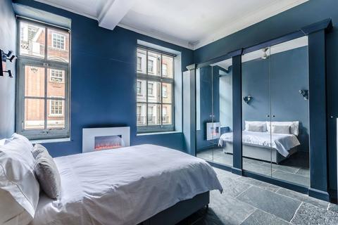 undefined, Dean Street, Soho, London, W1D
