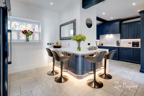 4 bedroom detached house for sale, Ramsden Bellhouse