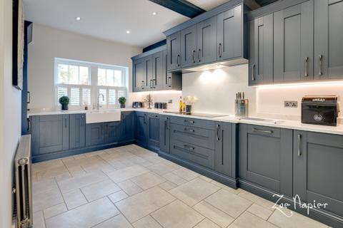 4 bedroom detached house for sale, Ramsden Bellhouse
