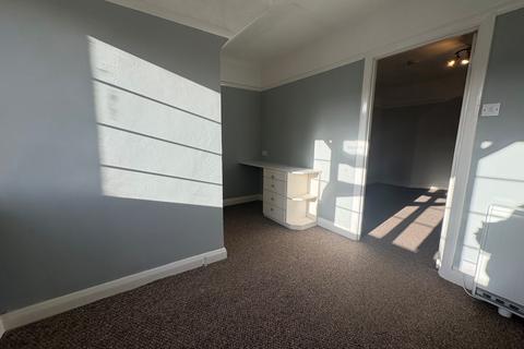 1 bedroom flat to rent, Princess Road, Branksome, Poole, Dorset, BH12