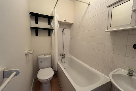 undefined, Burgoyne Road, London