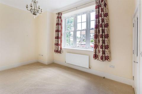 undefined, Mayne House, 2 East Hill Road, Oxted