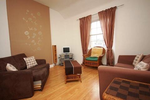 undefined, 0370L Guthrie Street, Edinburgh, EH1 1JG