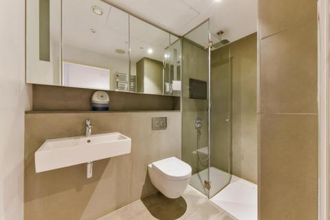 1 bedroom flat to rent, Strand, London WC2R