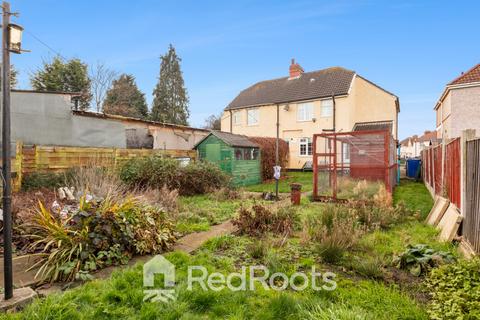 3 bedroom semi-detached house for sale, Rosslyn Crescent, Doncaster DN5