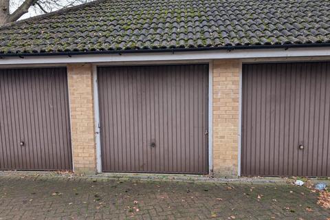 Office to rent - Ashford Court, Edgware HA8