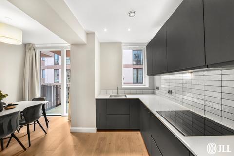3 bedroom flat to rent, Copperworks Wharf London E15