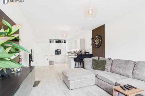 undefined, 28E Fairdene Road, Coulsdon CR5