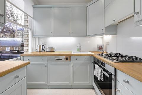 2 bedroom flat for sale, Elm Park Road, Chelsea, SW3