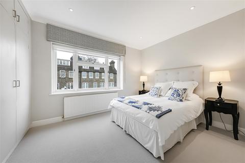 2 bedroom flat for sale, Elm Park Road, Chelsea, SW3