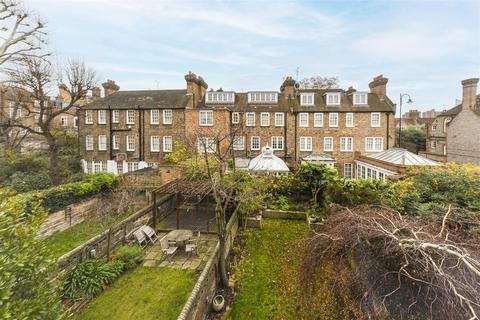2 bedroom flat for sale, Elm Park Road, Chelsea, SW3