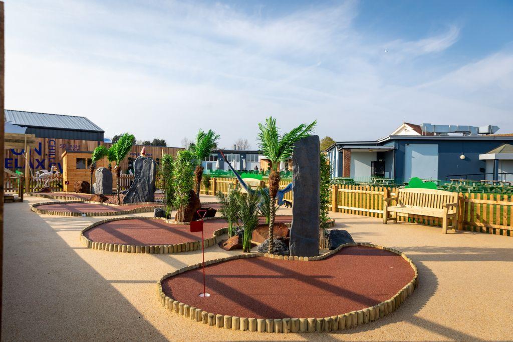 2019 Broadland Sands Suffolk Dino Golf Course Empt