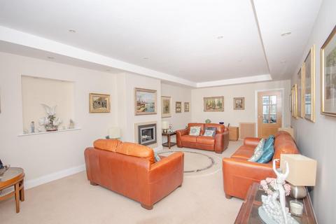 4 bedroom detached house for sale, Park Crescent, Frenchay, Bristol, BS16 1PD