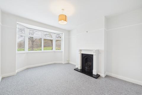 2 bedroom flat to rent, Glassmill Lane, Bromley, Kent, BR2