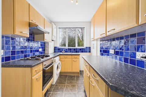 2 bedroom flat to rent, Glassmill Lane, Bromley, Kent, BR2