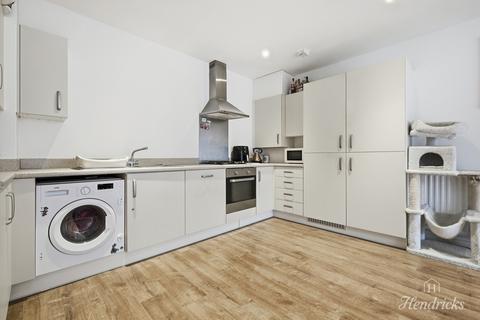 2 bedroom flat for sale, Cole Avenue, Southend-on-sea, SS2 6