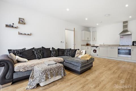 2 bedroom flat for sale, Cole Avenue, Southend-on-sea, SS2 6