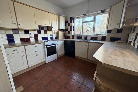 3 bedroom terraced house to rent, Ham Road, Worthing, BN11