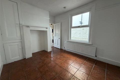 3 bedroom terraced house to rent, Ham Road, Worthing, BN11