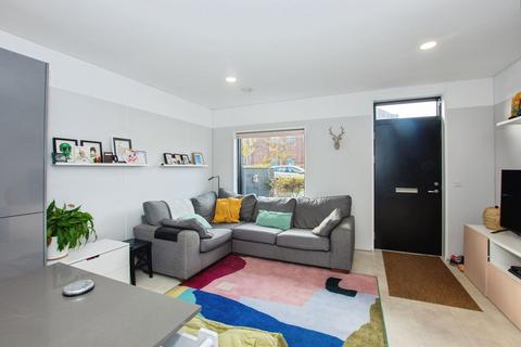4 bedroom terraced house for sale, South Loop Park, Birmingham B16