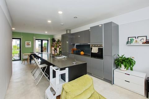 4 bedroom terraced house for sale, South Loop Park, Birmingham B16