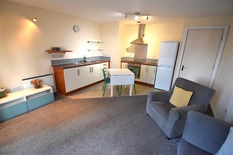 2 bedroom apartment to rent, City Point 2, Chapel Street