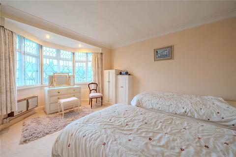 3 bedroom detached house for sale, Stonegate Road, Leeds, West Yorkshire