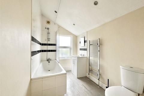 3 bedroom terraced house for sale, Milton Road, Swanscombe, Kent, DA10