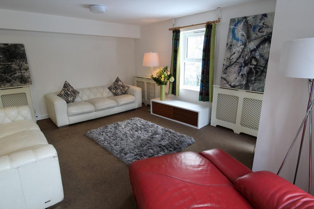 Existing Lounge