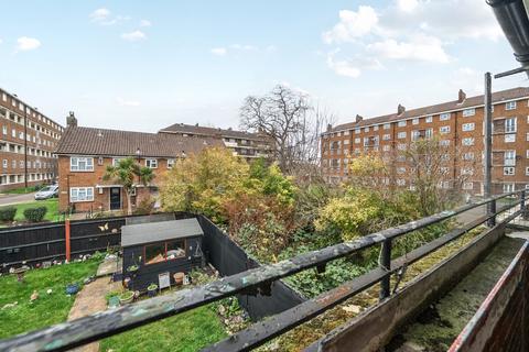1 bedroom property for sale, Laburnum Road, Mitcham CR4