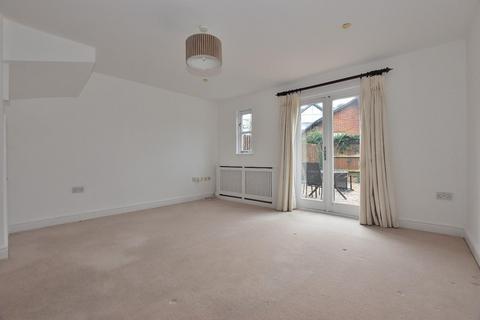 3 bedroom end of terrace house to rent, Harmans Yard, Dunmow