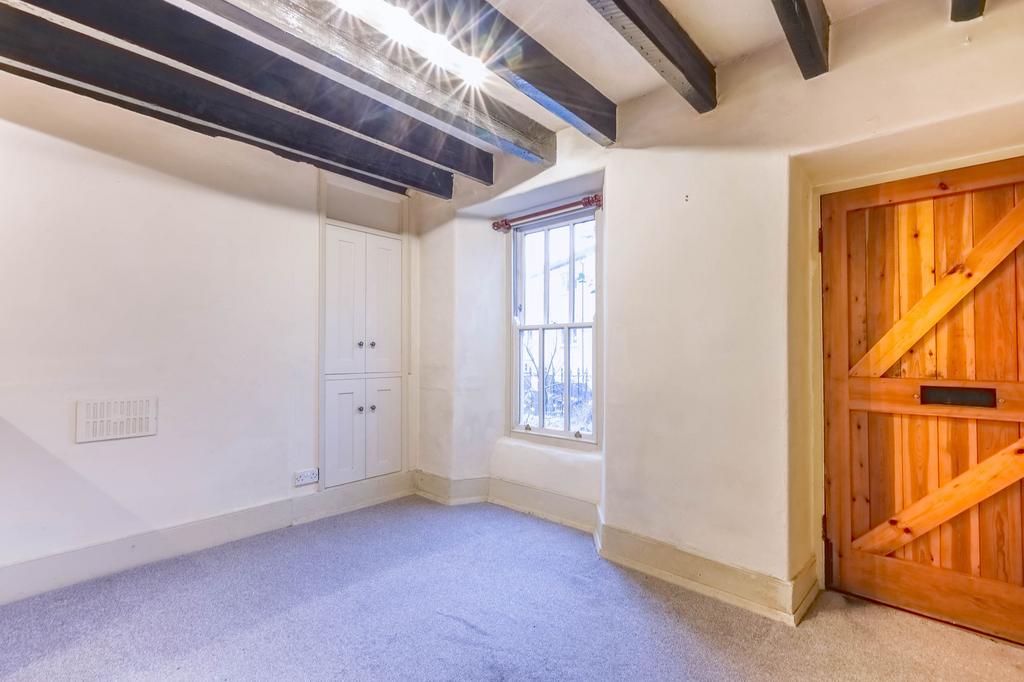 Kitchen / dining area