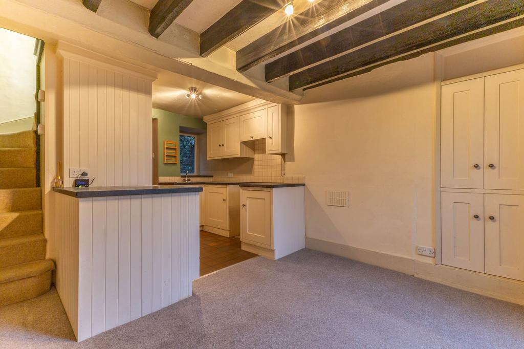 Kitchen / dining area