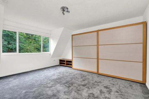 undefined, Abbeyfields Close, NW10 7EG