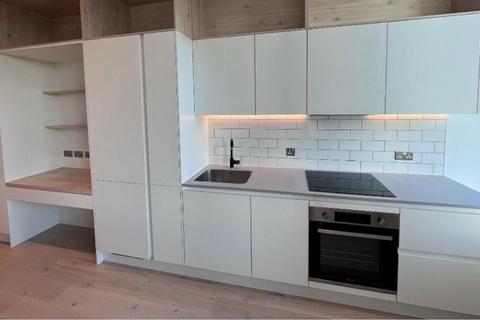 1 bedroom apartment to rent, Parkview Apartments, Great West Road, Brentford