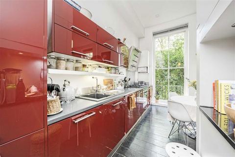 1 bedroom flat to rent, Porchester Square, London W2