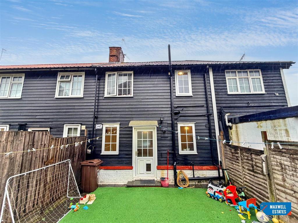 Whats App Image 2025-12-18 at 13.56.49 (4).jpg