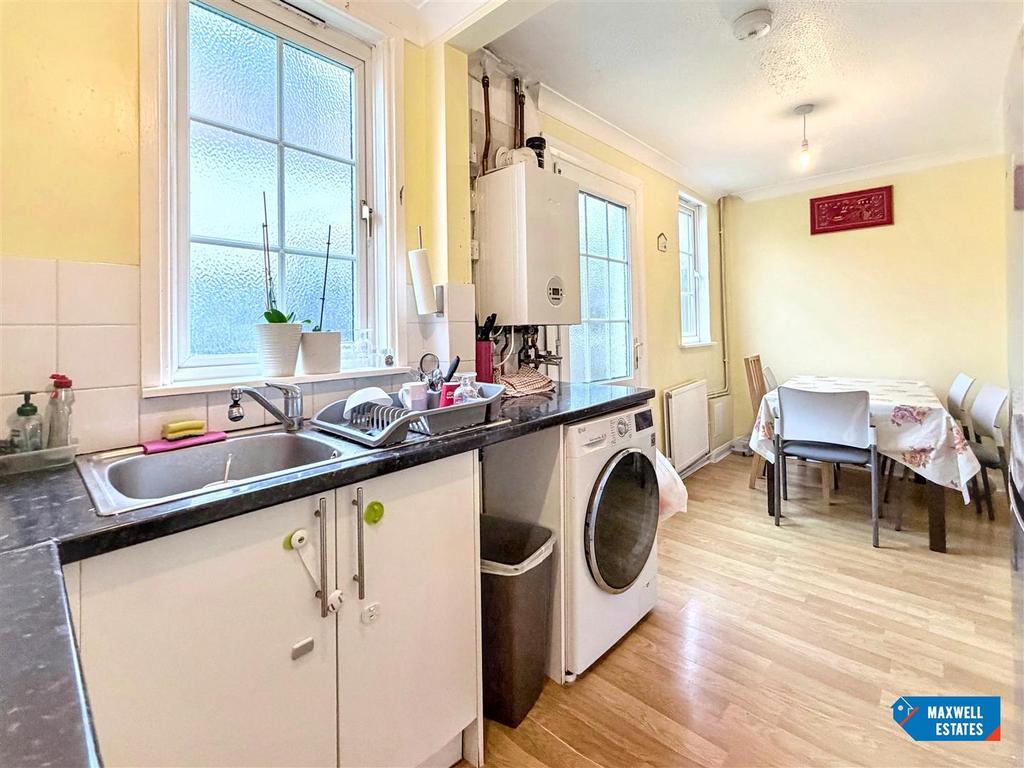 Whats App Image 2025-12-18 at 13.56.49 (5).jpg