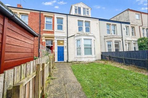 undefined, Esplanade Avenue, Whitley Bay, North Tyneside, Tyne and Wear, NE26