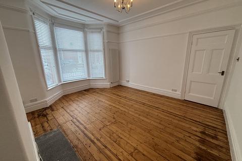 undefined, 1, Liverpool L22